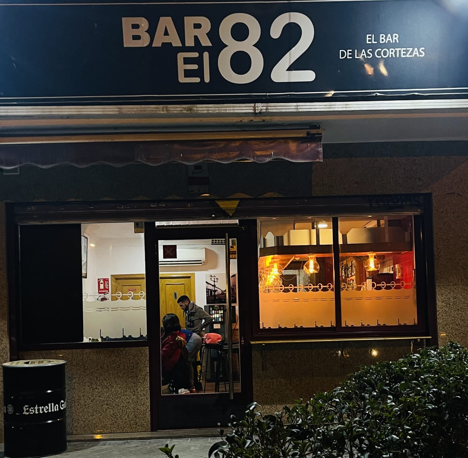 Bar el 82
