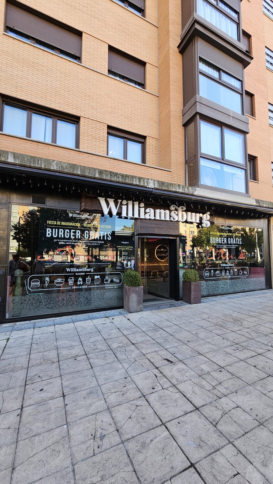 Williamsburg Grill and Beer - Sanchinarro