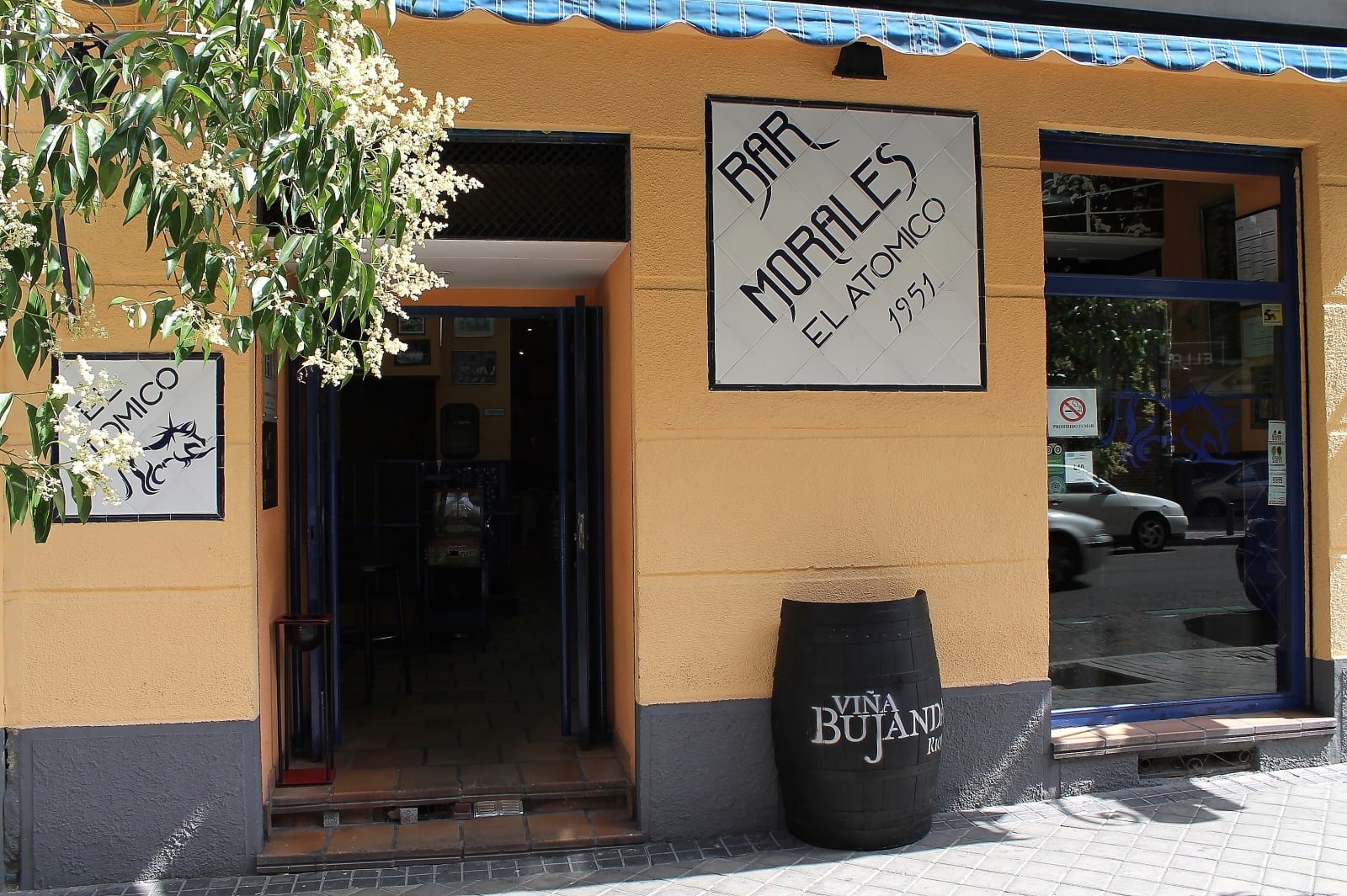 Bar Morales El Atómico