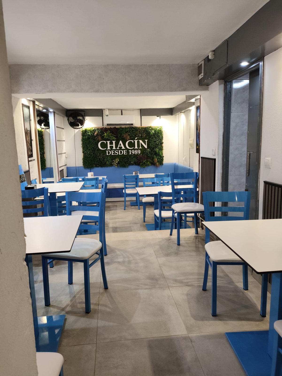 Bar Chacin
