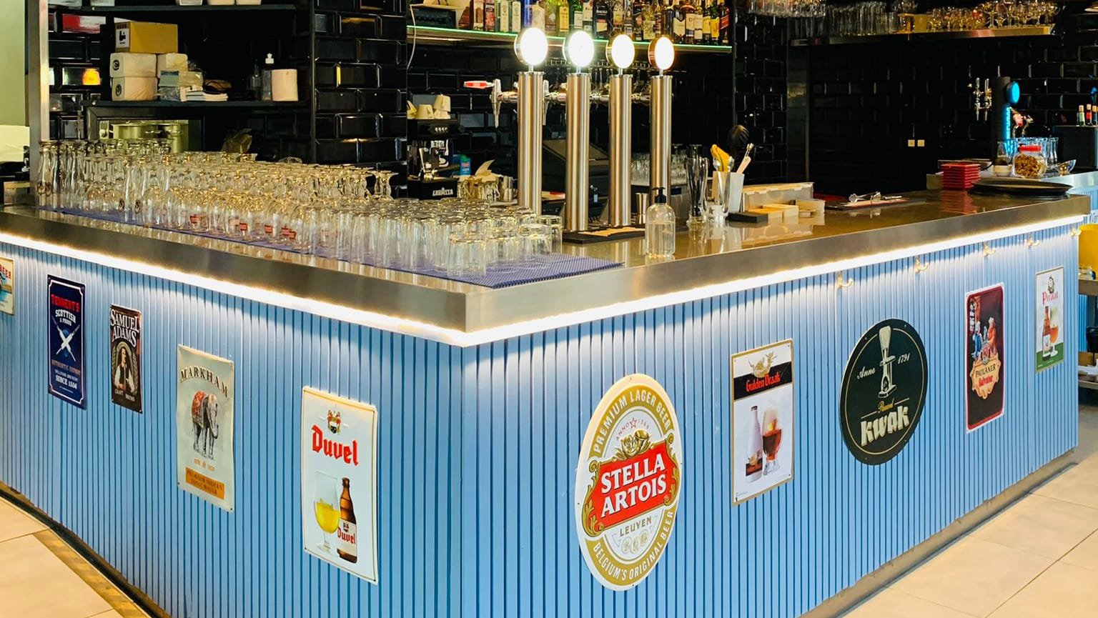 La Birrería Taproom