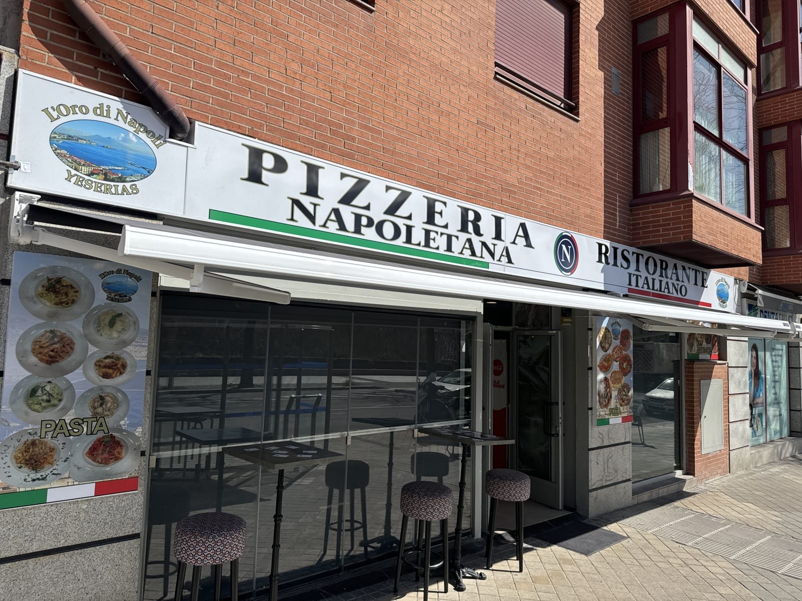 L’Oro Di Napoli Yeserias