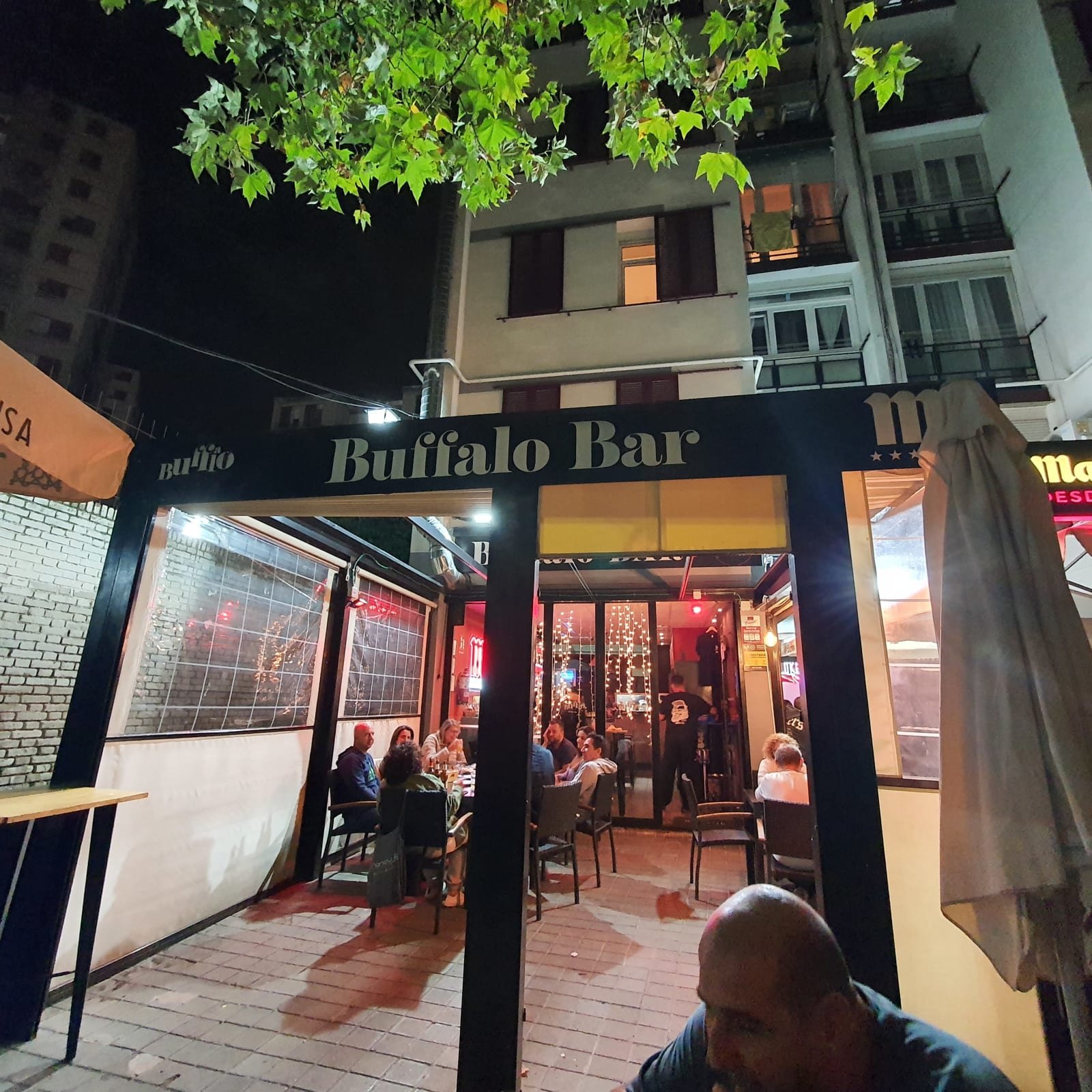 Buffalo Bar