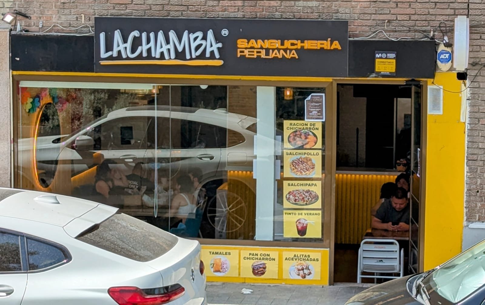 Restaurante La Chamba Sanguchería Peruana