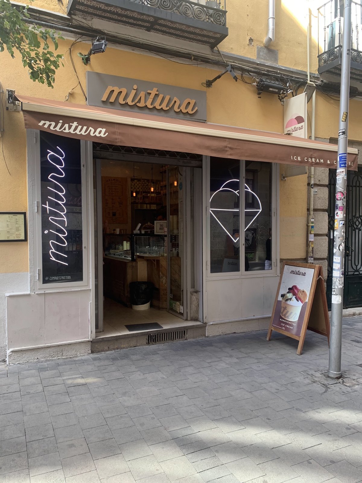 Mistura Ice Cream