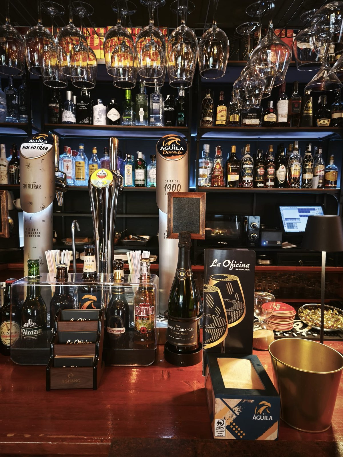Cafetería Cervecería La Oficina