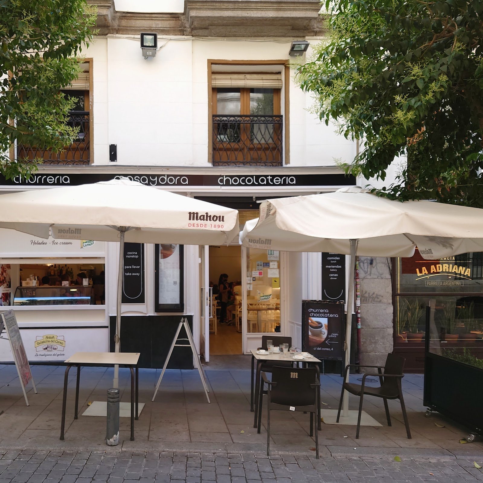 Chocolatería de la Puerta Del Sol - Typical Spanish Churros & Food - Chocolate & Churros / Churros & Chocolate