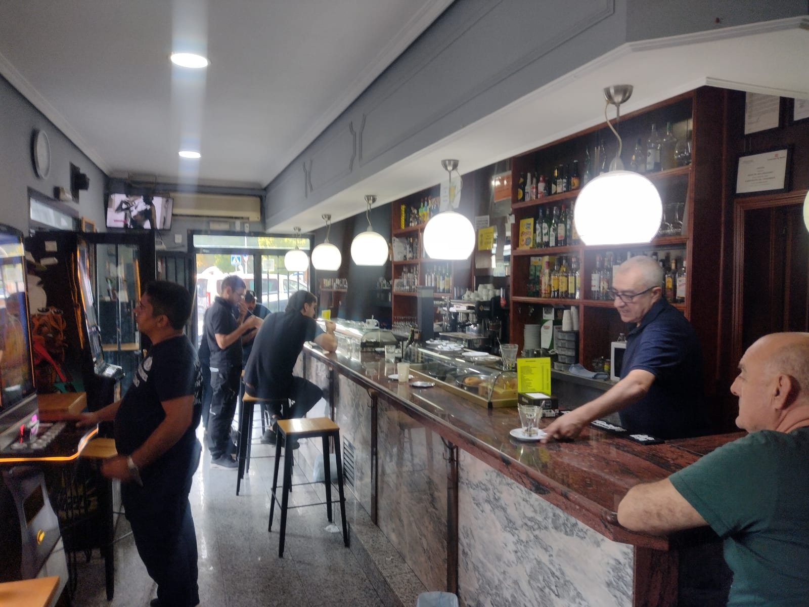 Cafeteria - Bar 'La Pista'