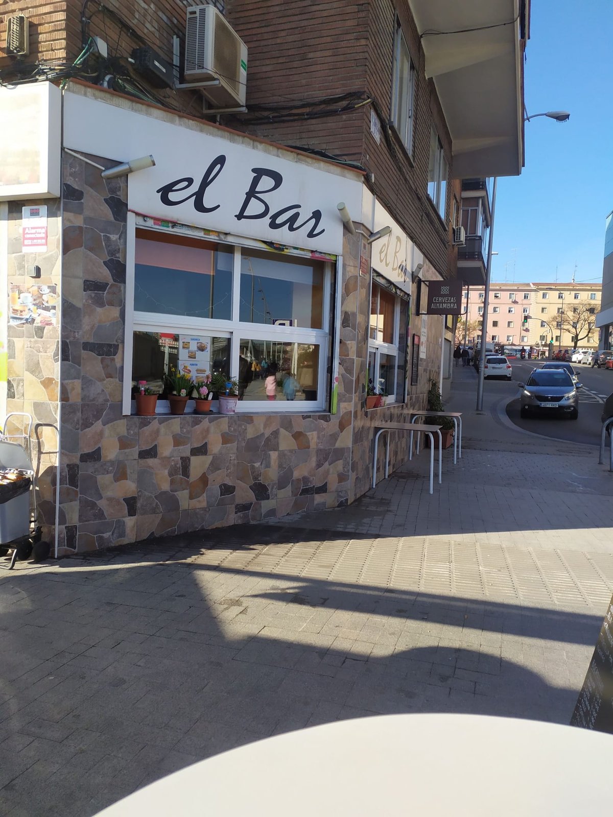 El Bar