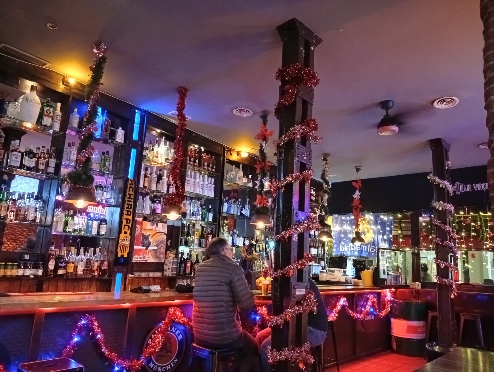 La Vacuna Bar