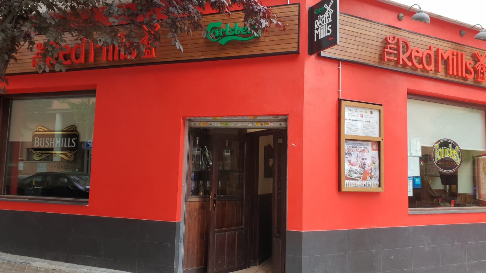 The Red Mills Irish Tavern