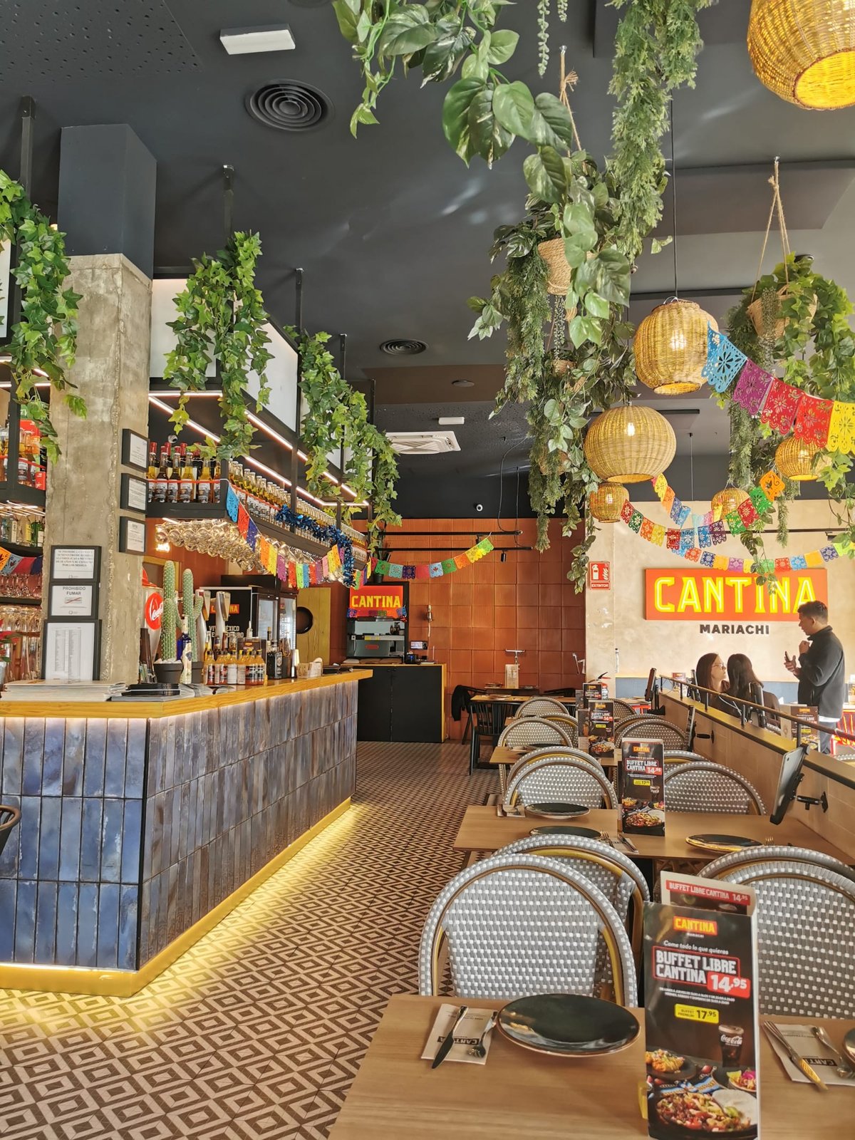 Cantina Mariachi