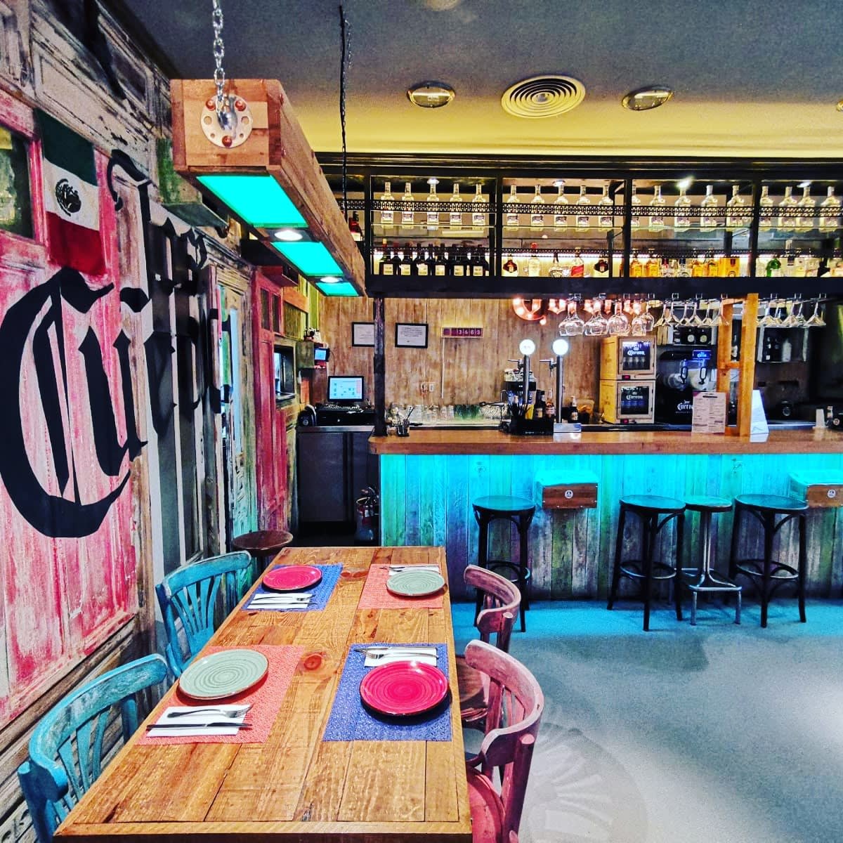 Cantina Canalla Legazpi - Restaurante Mexicano