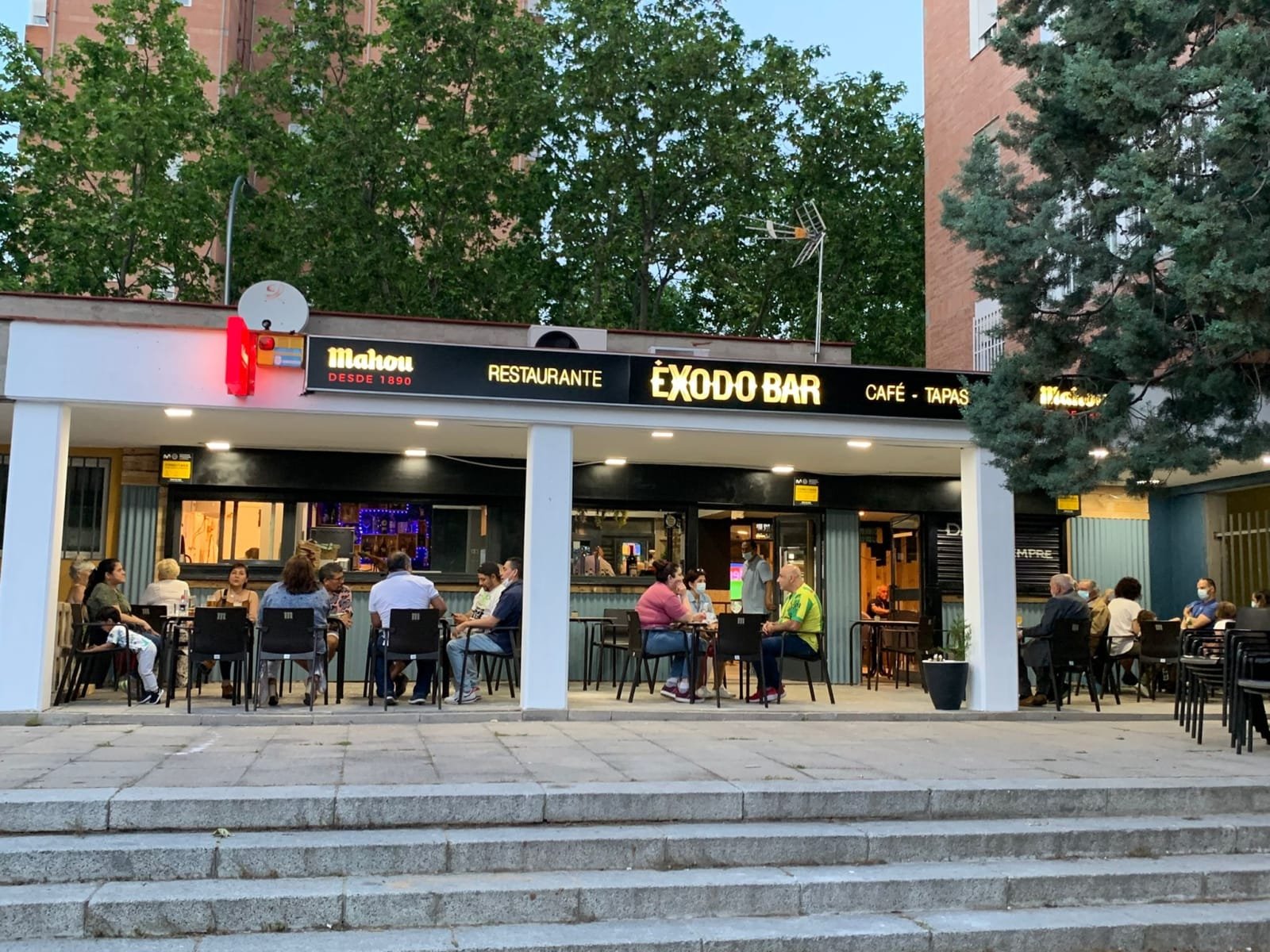 Éxodo Bar
