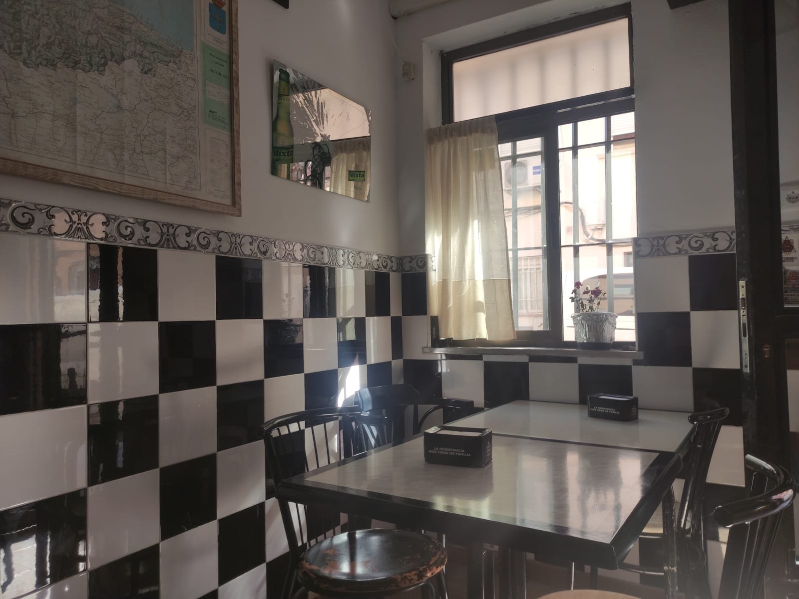 Bar Luarca