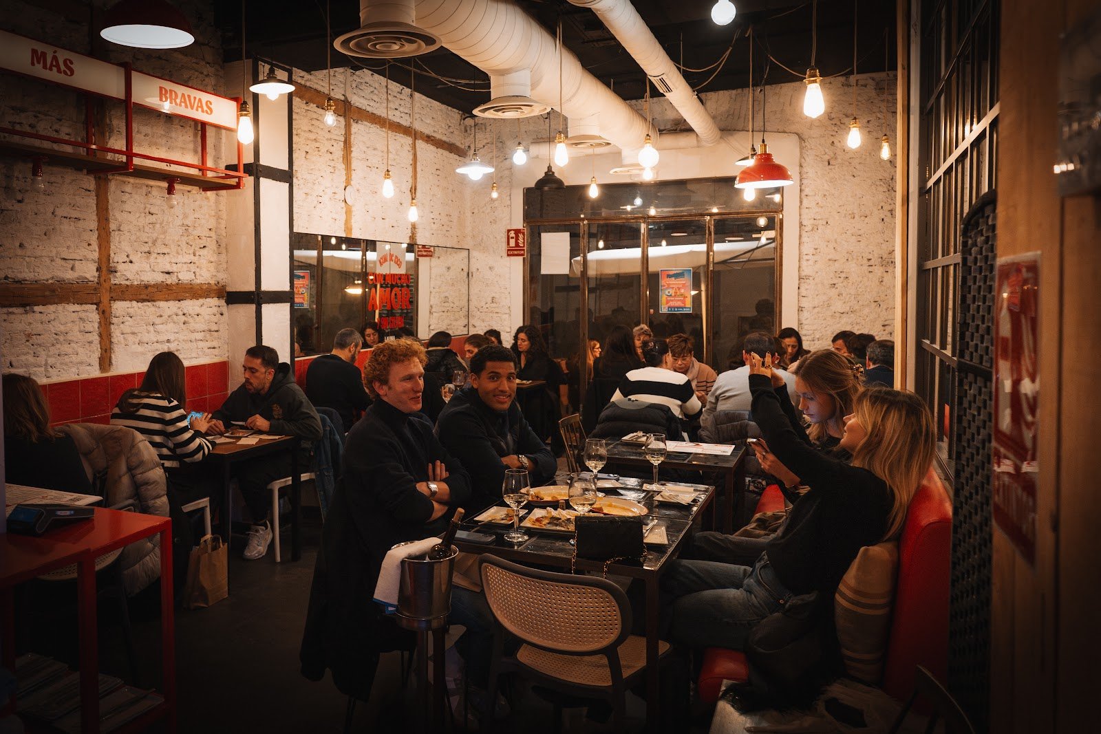 Lalina Bravas, Tapas y copas. Restaurante Gluten-free en Chueca