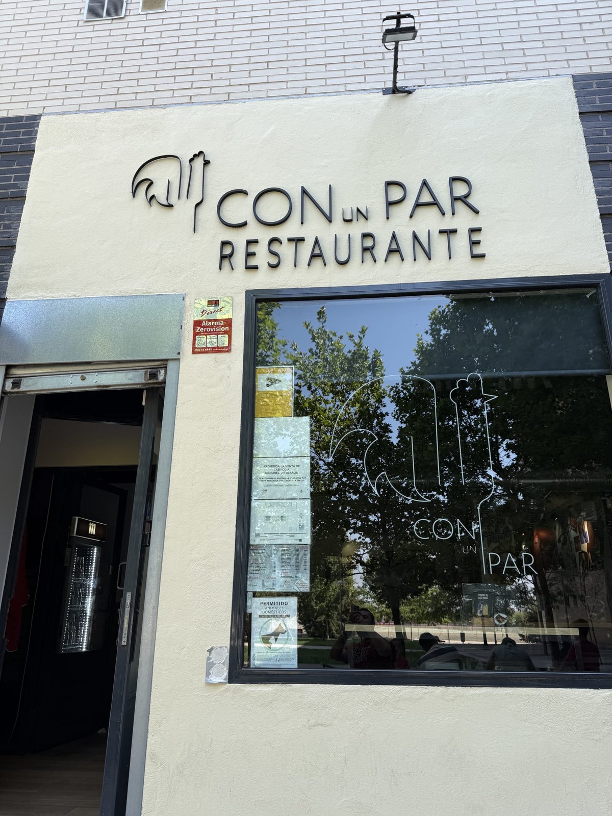 Con un par