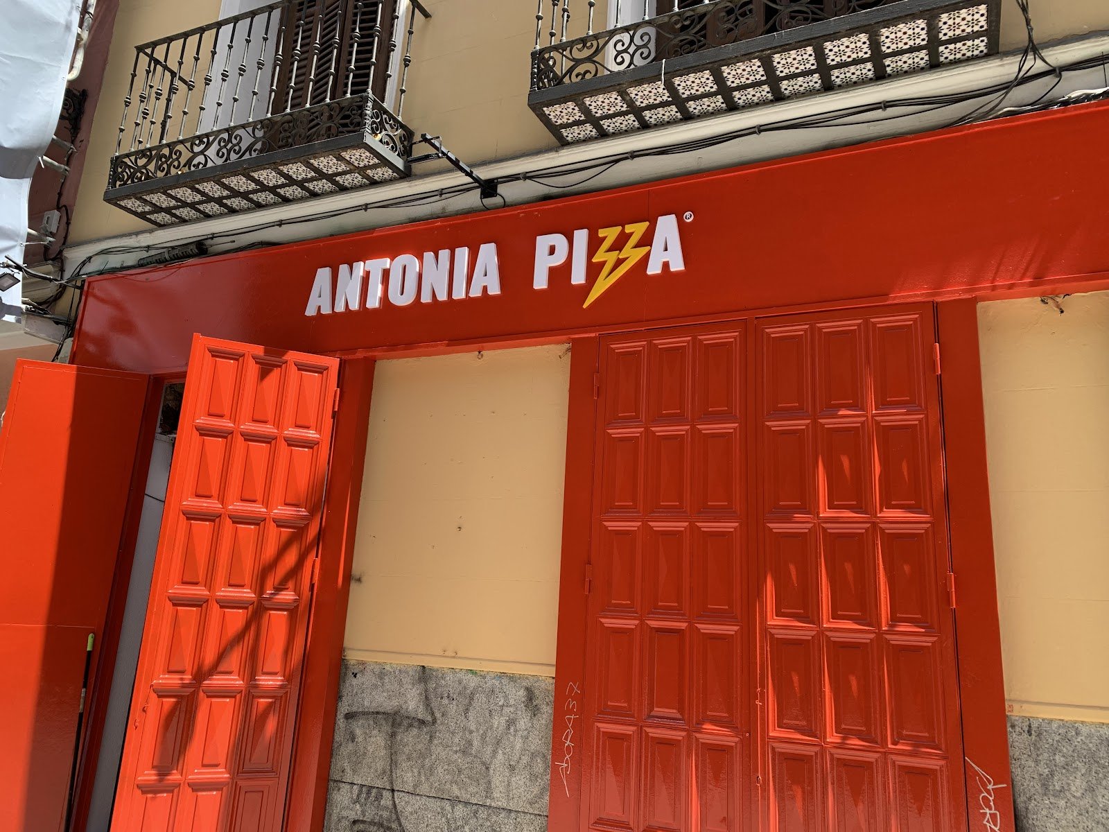 ANTONIA PIZZA
