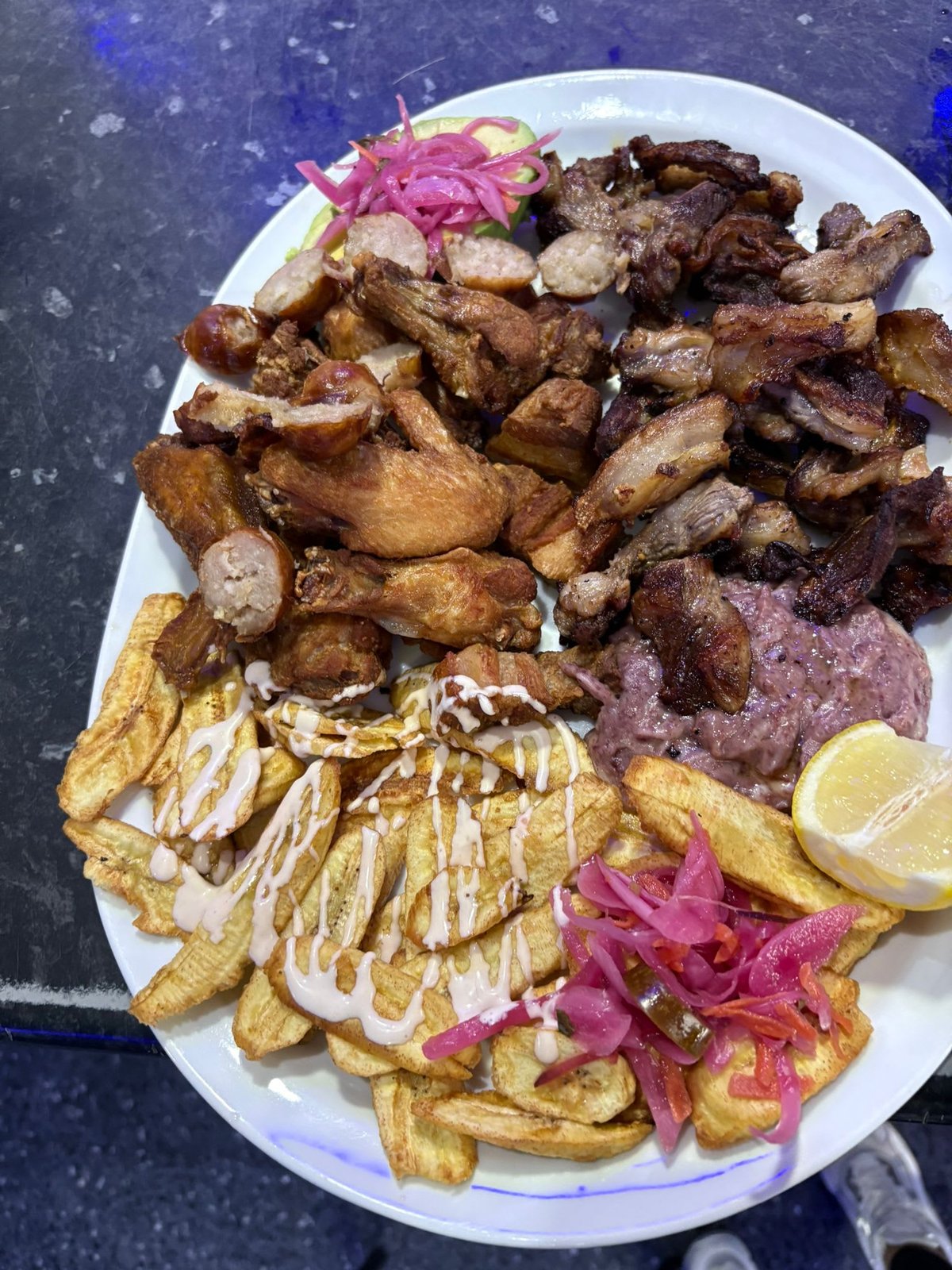 Wata Negui Consup Restaurante Hondureño