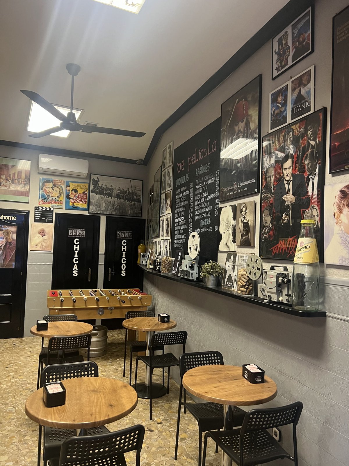 Cerveceria-cafetería De Película