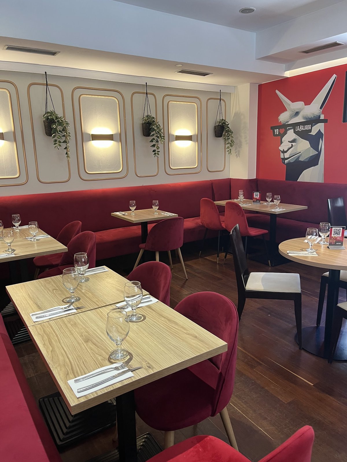 La Bajada Street Food - Ópera - Madrid Centro - Restaurante Peruano