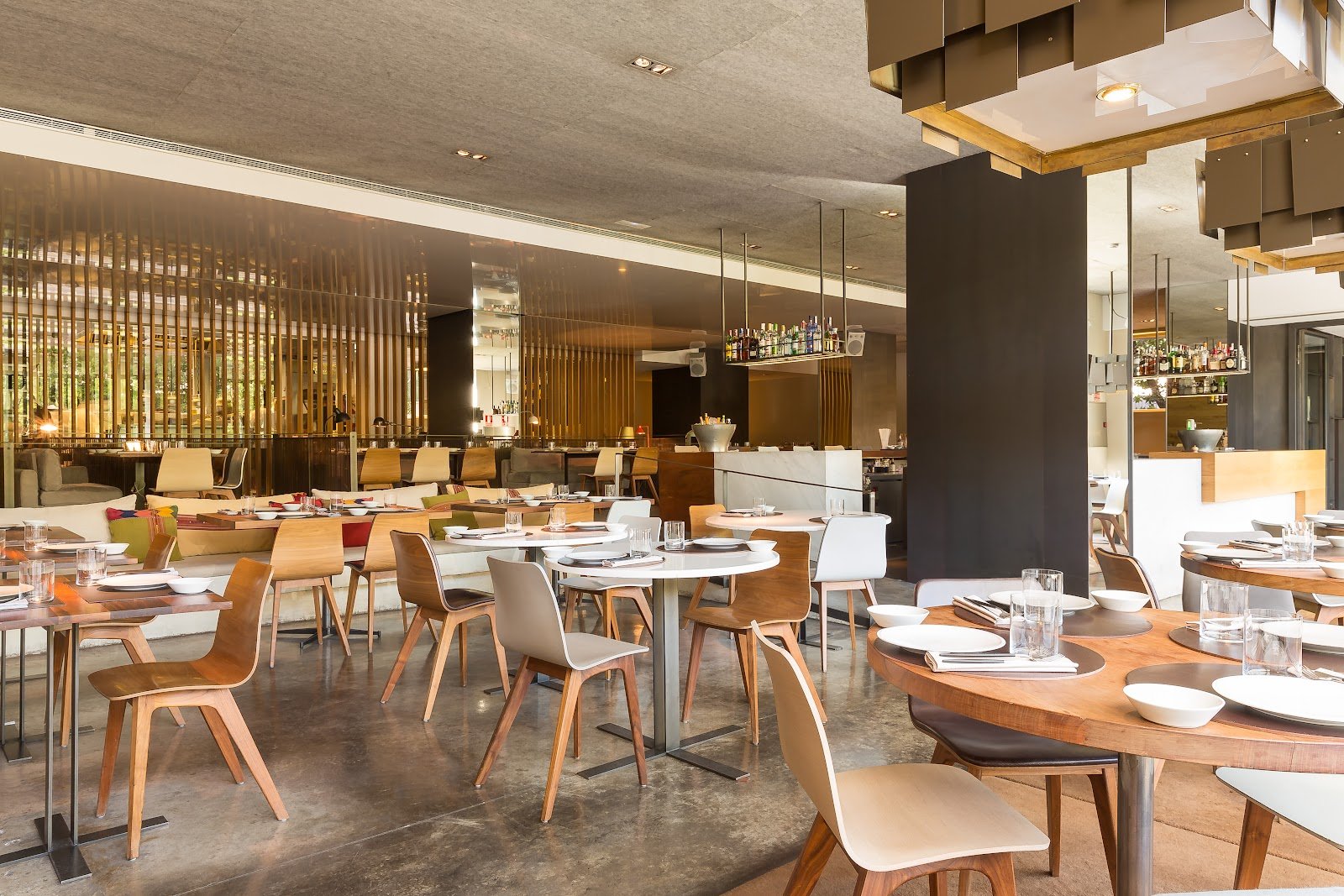 Restaurante brasserie Luzi Bombón